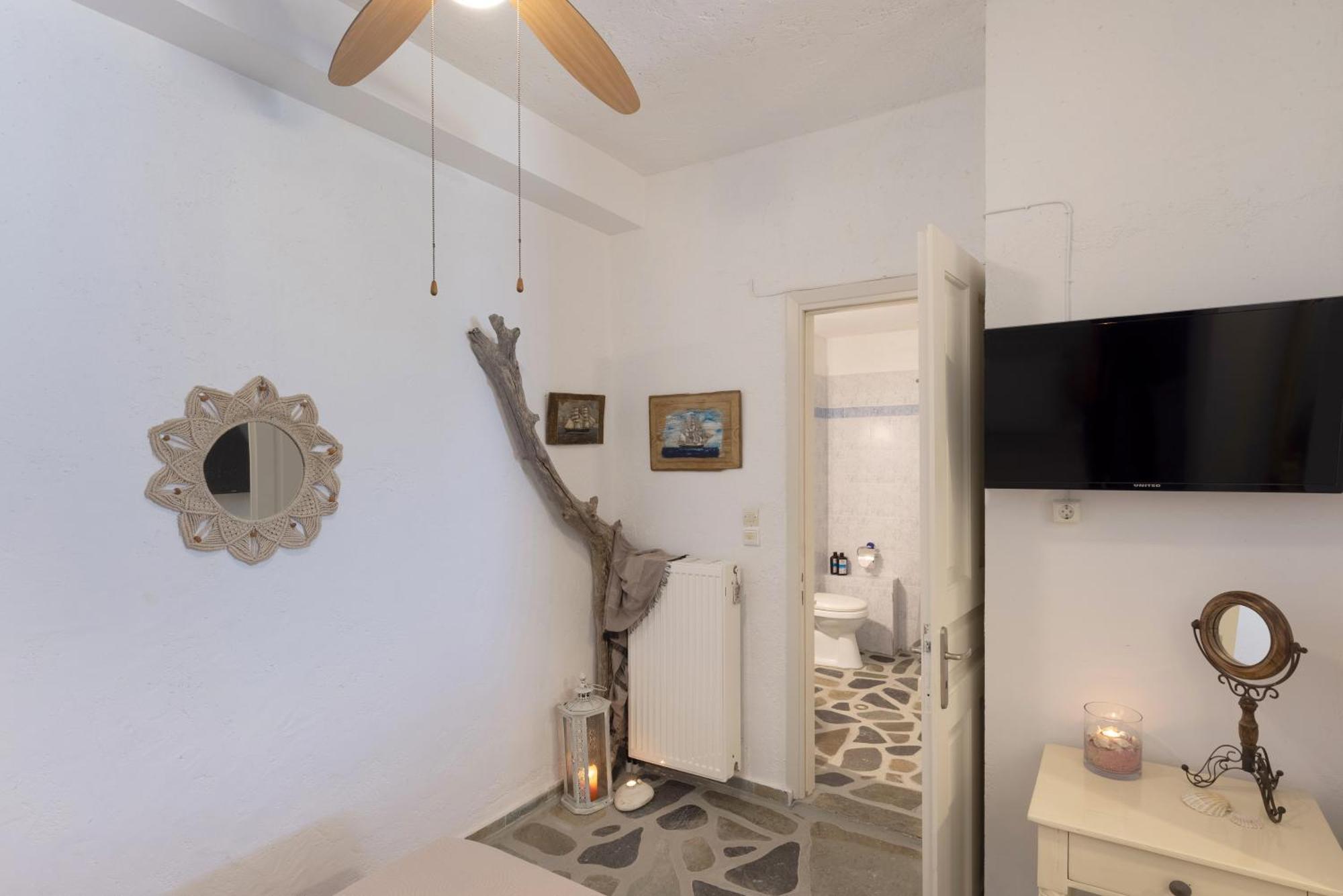 Aegean View - Seaside Apartment In Syros Azolimnos Exterior foto