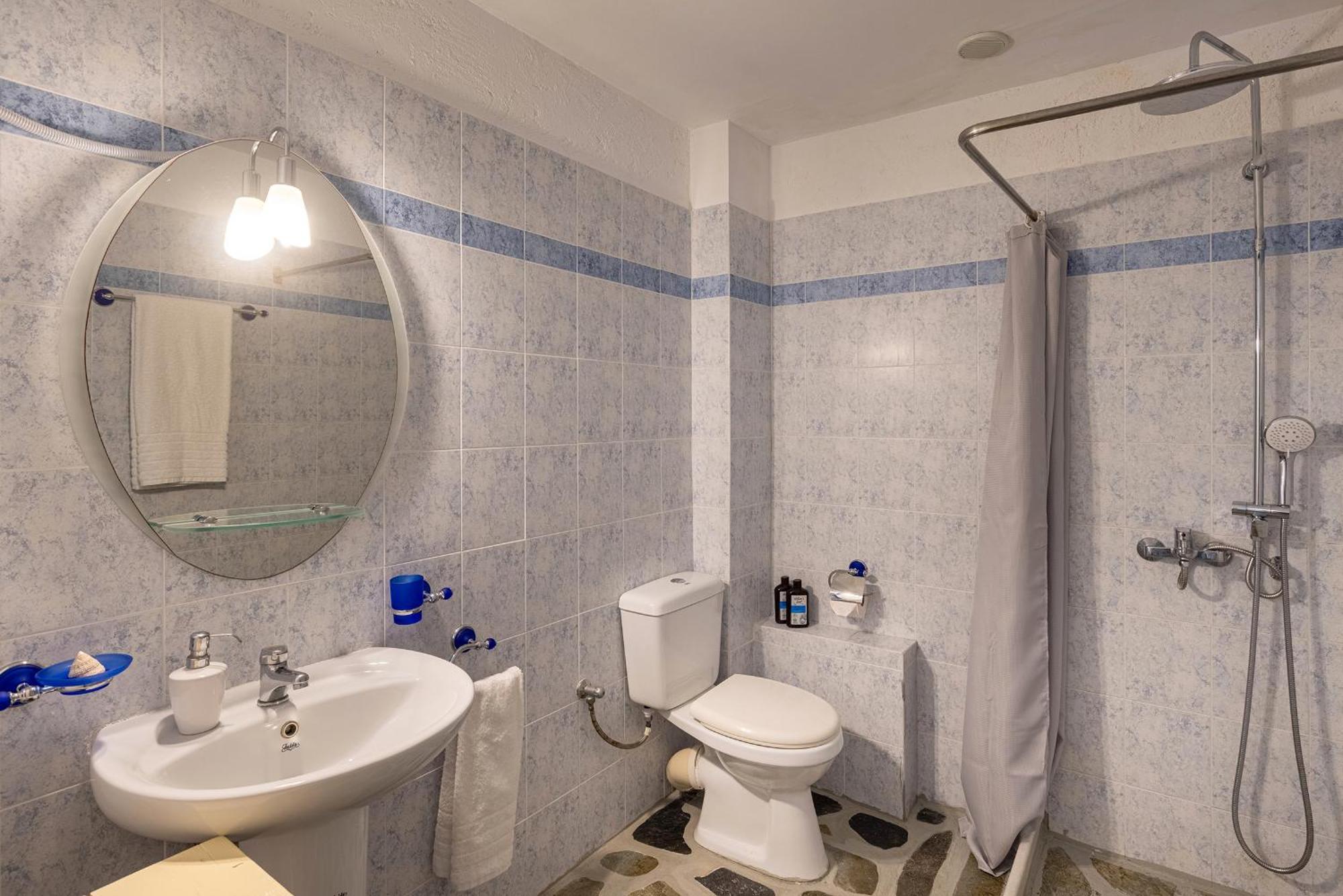 Aegean View - Seaside Apartment In Syros Azolimnos Exterior foto