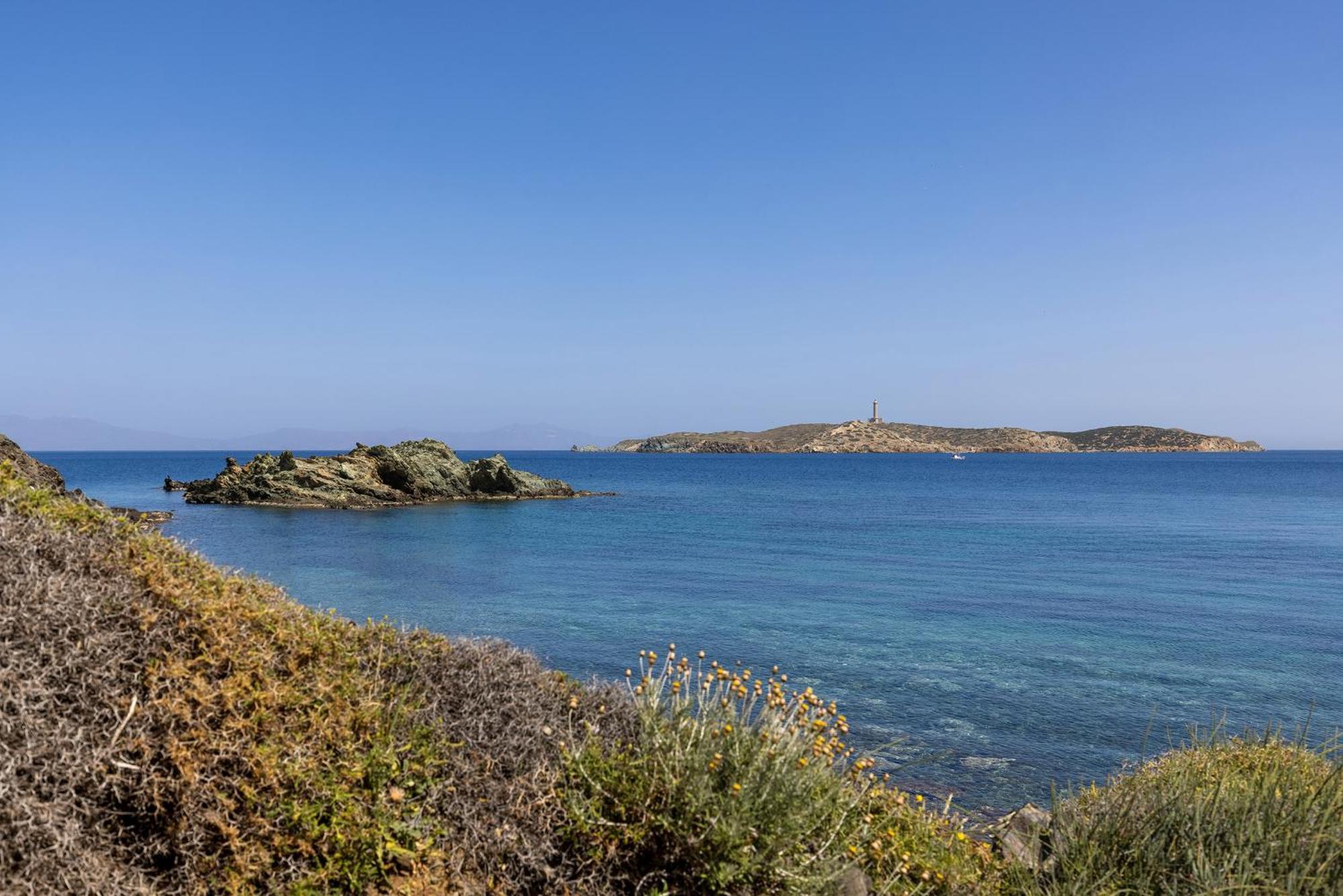 Aegean View - Seaside Apartment In Syros Azolimnos Exterior foto