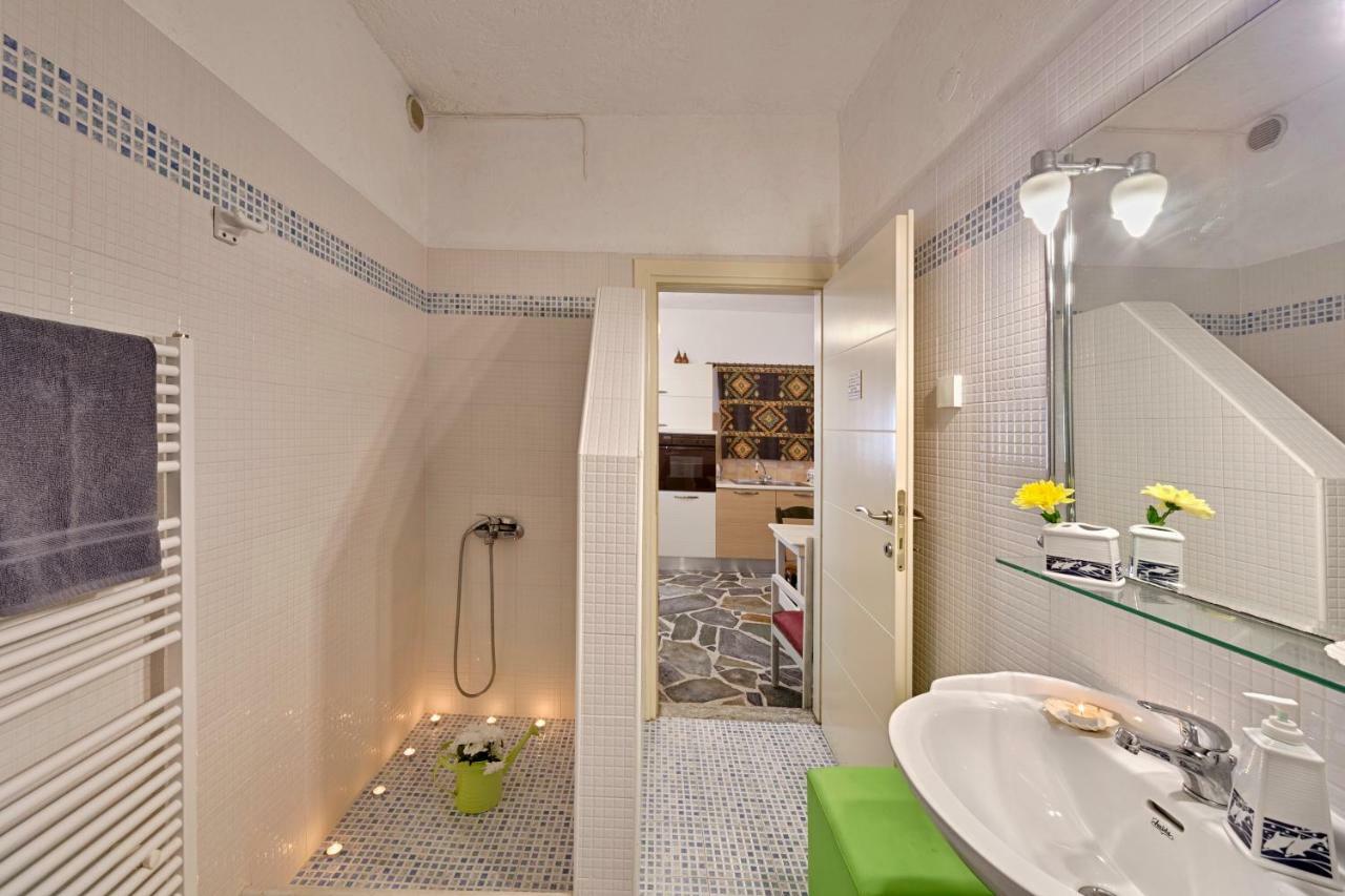 Aegean View - Seaside Apartment In Syros Azolimnos Exterior foto